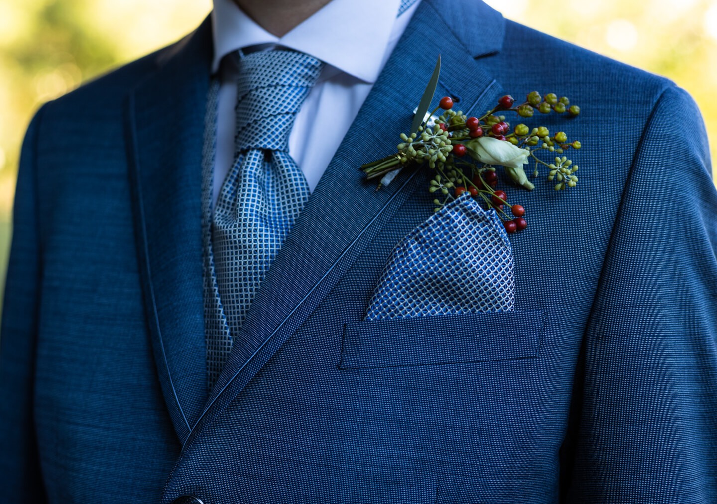 Der Anzug im Detail vom Bräutigam